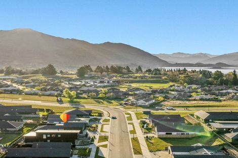 Photo of property in 46 Avalon Station Drive, Wanaka, 9305