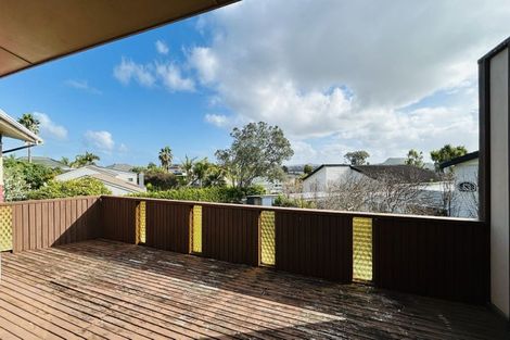 Photo of property in 24 Sunnyhill Crescent, Sunnyhills, Auckland, 2010