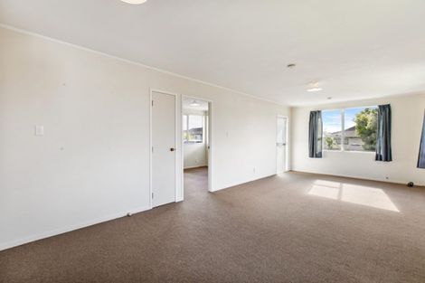 Photo of property in 2/72 Palmers Road, Clendon Park, Auckland, 2103