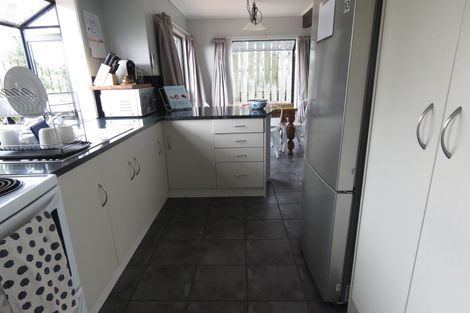 Photo of property in 1a Saltaire Street, Avondale, Auckland, 1026