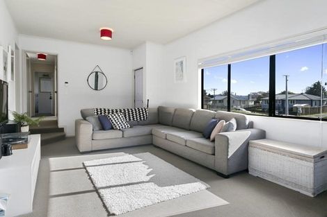 Photo of property in 33 Tawa Street, Hilltop, Taupo, 3330