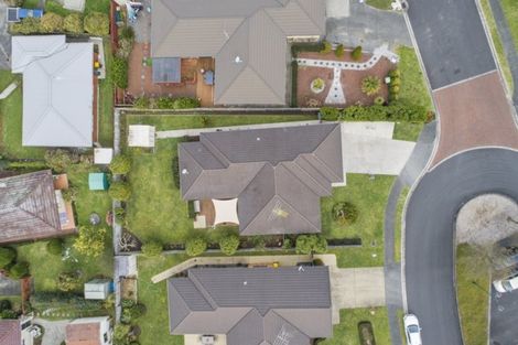 Photo of property in 15 Wroxton Place, Waiuku, 2123