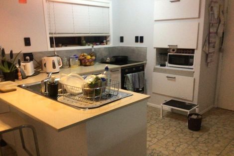 Photo of property in 16 Valhalla Drive, Beach Haven, Auckland, 0626