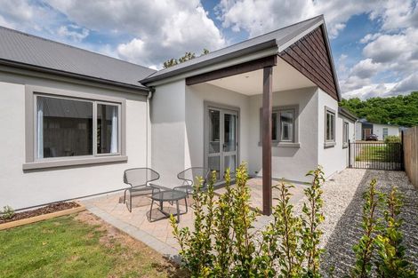 Photo of property in 44 Sylvan Street, Lake Hayes, Queenstown, 9304