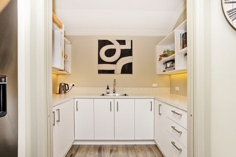 Photo of property in 9 Barker Place, Waikiwi, Invercargill, 9810