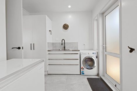 Photo of property in 12a Sumner Street, Glenholme, Rotorua, 3010