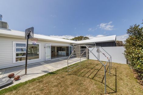 Photo of property in 4 Doncaster Court, Awapuni, Palmerston North, 4412