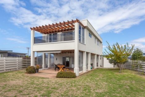 Photo of property in 119 Graham Street, Whangamata, 3620