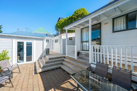Photo of property in 14a Hall Street, Newtown, Wellington, 6021