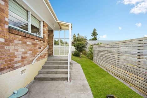 Photo of property in 10 Johnsview Terrace, Hillcrest, Hamilton, 3216