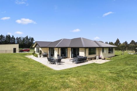 Photo of property in 30 Tara Hills Drive, North Taieri, Mosgiel, 9092