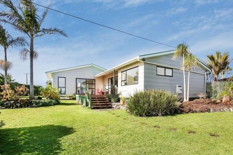 Photo of property in 20 Waipipi Wharf Road, Pollok, Waiuku, 2683