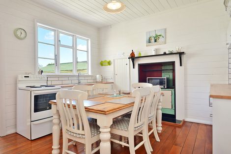 Photo of property in 4 Naples Street, Martinborough, 5711