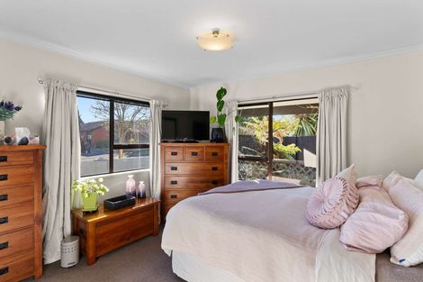 Photo of property in 5 Jacaranda Place, Parklands, Christchurch, 8083