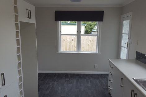 Photo of property in 8 Arawhata Road, Paraparaumu, 5032