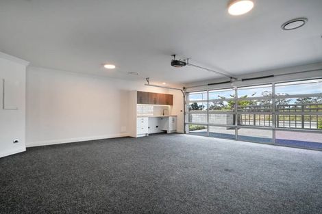 Photo of property in 127 Arataki Road, Havelock North, 4130