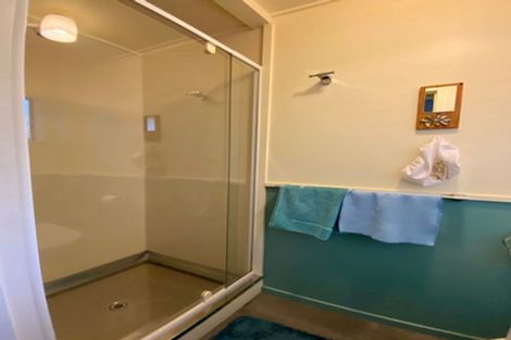 Photo of property in 8 Escort Grove, Awapuni, Palmerston North, 4412