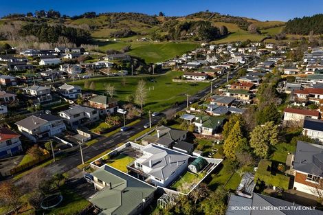 Photo of property in 5 Elwyn Crescent, Green Island, Dunedin, 9018