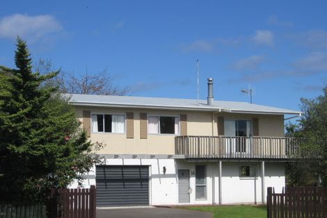 Photo of property in 14 Wembley Place, Richmond Heights, Taupo, 3330