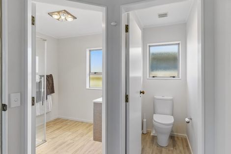 Photo of property in 110 Makarini Street, Paraparaumu, 5032