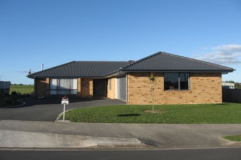 Photo of property in 2 Gavin Heights, Rototuna, Hamilton, 3210