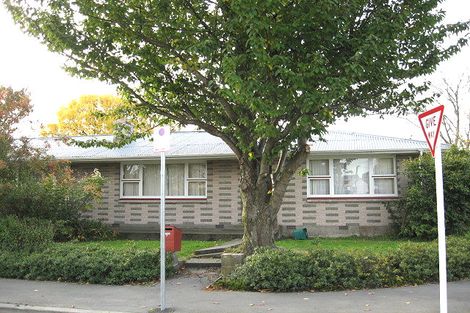 Photo of property in 1/2 Wilfrid Street, Ilam, Christchurch, 8041