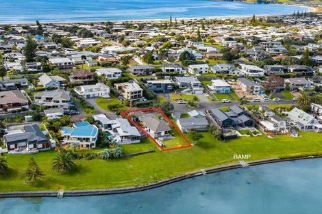 Photo of property in 45 North West Anchorage, Omaha, 0986