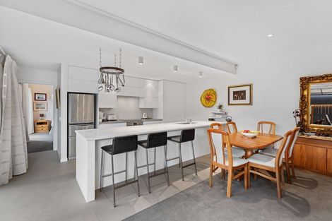 Photo of property in 263a Victoria Avenue, Hokowhitu, Palmerston North, 4410