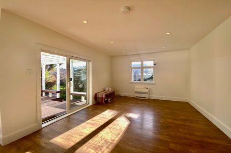 Photo of property in 28 Bowenvale Avenue, Cashmere, Christchurch, 8022