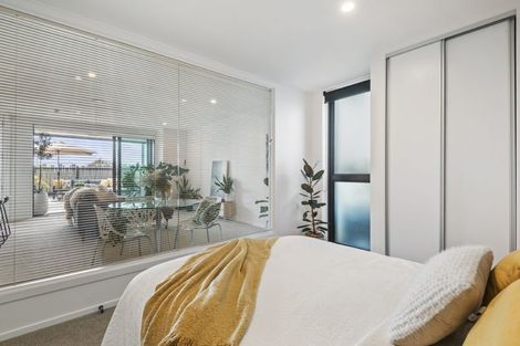 Photo of property in 205/8 Waikumete Road, Glen Eden, Auckland, 0602