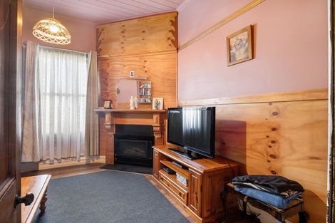 Photo of property in 140 Gonville Avenue, Gonville, Whanganui, 4501