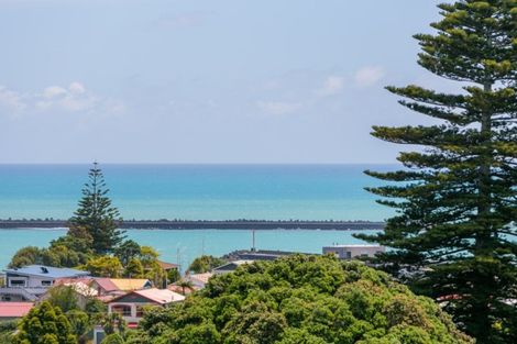 Photo of property in 403 Devon Street West, Lynmouth, New Plymouth, 4310
