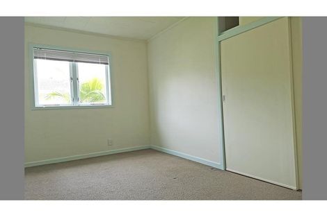 Photo of property in 592 Beach Road, Rothesay Bay, Auckland, 0630