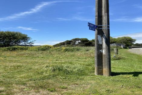 Photo of property in 17 Thomas Place, Foxton Beach, Foxton, 4815