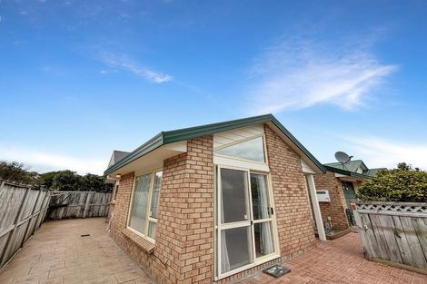 Photo of property in Miramar Villas, 4/3 Byron Street, Miramar, Wellington, 6022