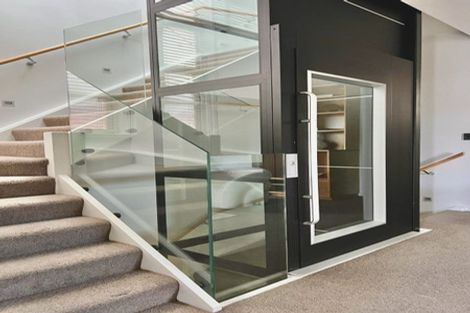 Photo of property in 31 Mcfarlane Street, Mount Victoria, Wellington, 6011