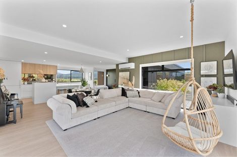 Photo of property in Tapuae, 26 Washer Road, Omata, New Plymouth, 4374