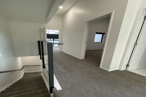 Photo of property in 8 Rangimarie Close, Opaheke, Papakura, 2113