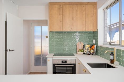 Photo of property in 38 Young Street, Somerfield, Christchurch, 8024