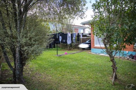 Photo of property in 1/11 Liston Street, Northcote, Auckland, 0627