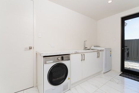 Photo of property in 5 Anscombe Close, Mosgiel, 9024