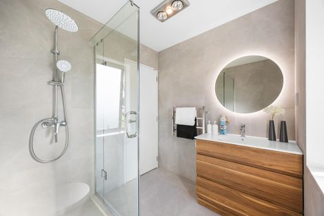 Photo of property in 12 Nanjing Road, Pukekohe, 2120