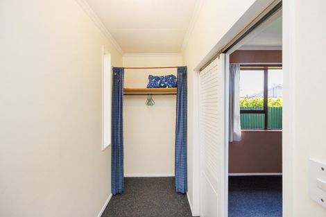 Photo of property in 9 Shamrock Street, Takaro, Palmerston North, 4412