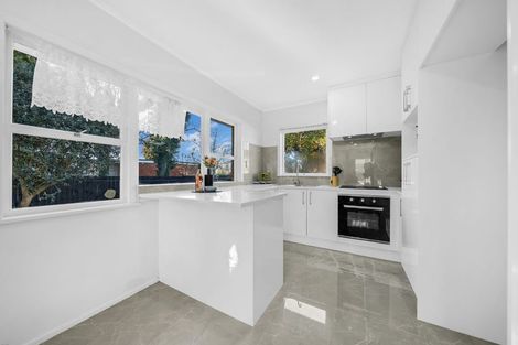 Photo of property in 2/23 Alexander Avenue, Papatoetoe, Auckland, 2025