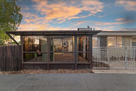 Photo of property in 83a Cottonwood Street, Parklands, Christchurch, 8083