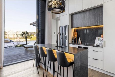 Photo of property in 13 Awatea Drive, Whitianga, 3510