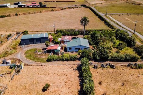 Photo of property in 40 Young Road, Opunake, 4682