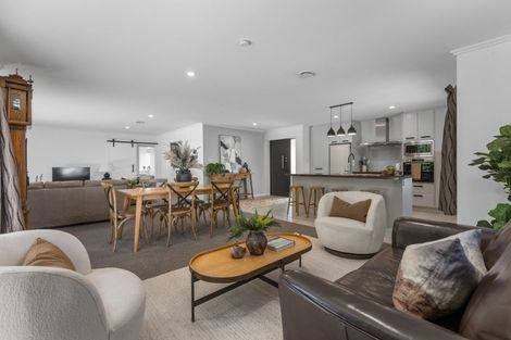 Photo of property in 7c Puka Place, Inglewood, 4330