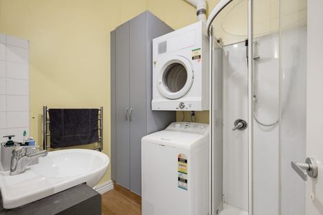 Photo of property in Columbia Apartments, 2/32 Cuba Street, Te Aro, Wellington, 6011
