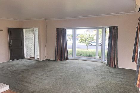 Photo of property in 11 Walworth Avenue, Pakuranga Heights, Auckland, 2010